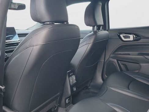 New 2026 Jeep Compass Limited image 15