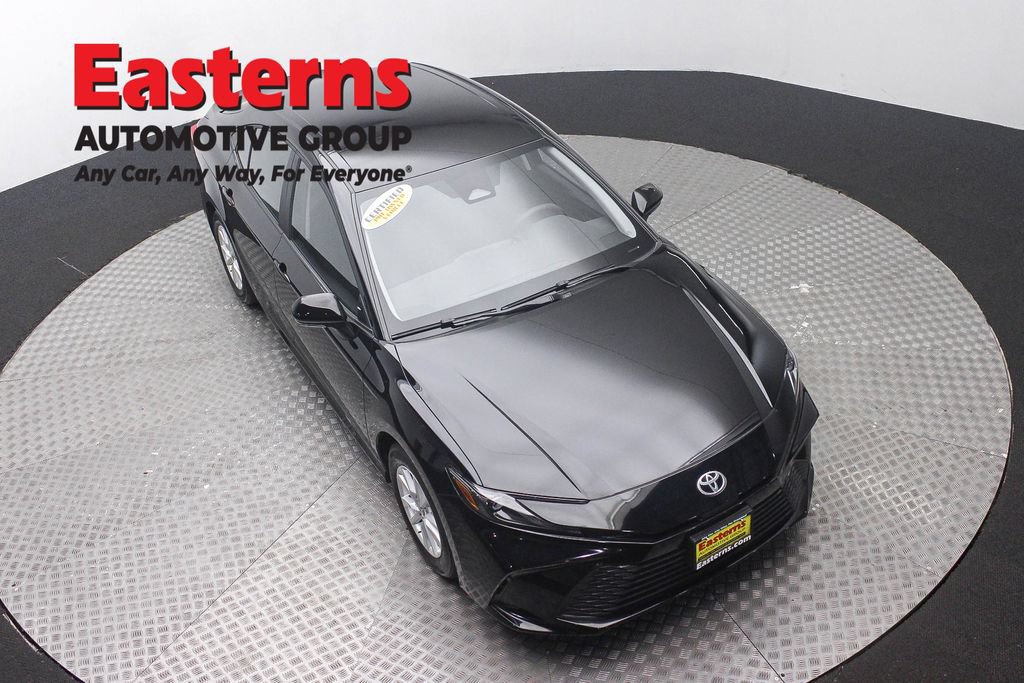 Used 2026 Toyota Camry LE FWD image 4