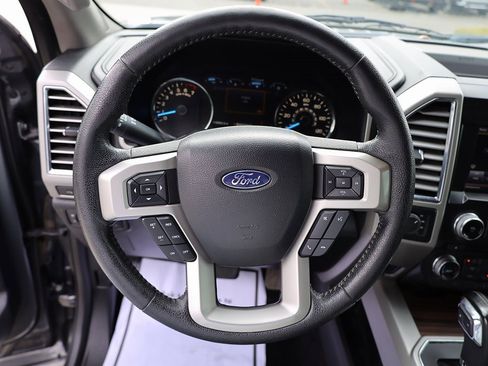 Used 2015 Ford F150 Lariat w/ Equipment Group 502A Luxury image 13