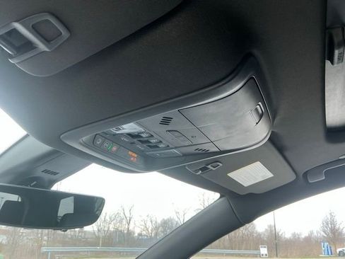 Used 2024 Buick Enclave Essence w/ Experience Buick Package image 30