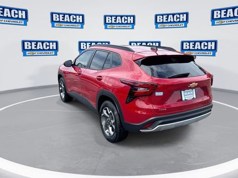 Used 2026 Chevrolet Trax LT w/ Driver Confidence Package FWD image 6