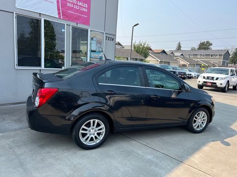 Used 2013 Chevrolet Sonic LT w/ Wheels and Fog Lamp Package FWD image 8