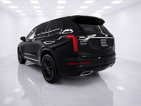 Used 2024 Cadillac XT6 Sport w/ LPO, Red Accent Package AWD/4WD image 8