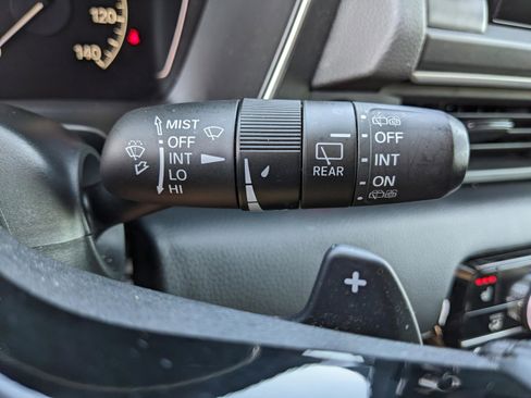 Used 2023 Honda Pilot EX-L image 27