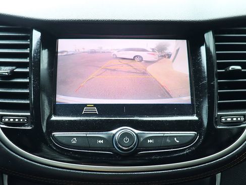 Used 2020 Chevrolet Trax LT w/ LT Convenience Package image 47