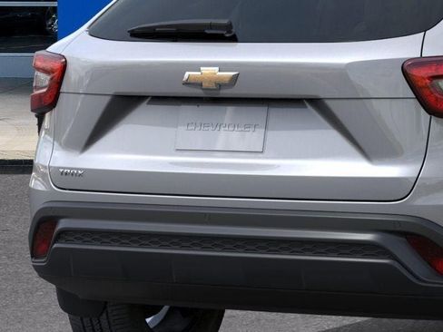 New 2026 Chevrolet Trax LS image 14