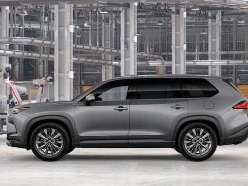 New 2026 Toyota Grand Highlander AWD image 4
