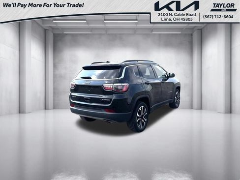 Used 2022 Jeep Compass Limited w/ Sun and Sound Group AWD/4WD image 2