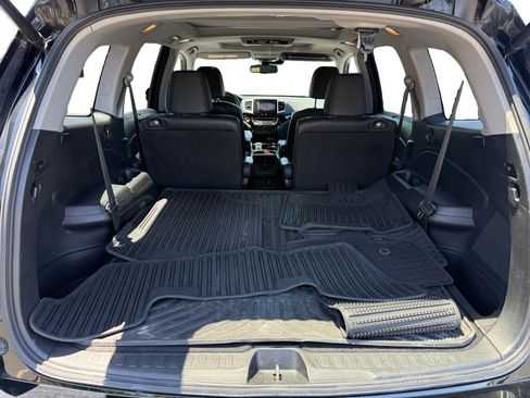 Used 2018 Honda Pilot Elite image 17