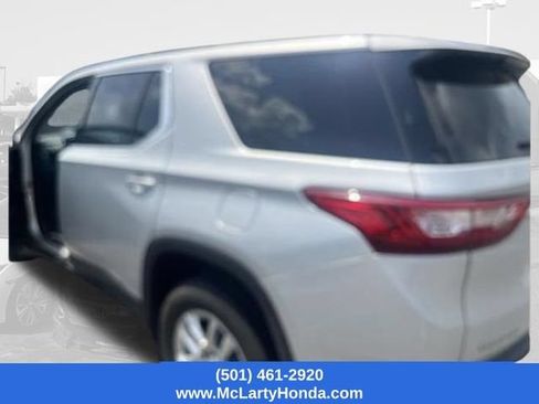Used 2019 Chevrolet Traverse LS FWD image 9