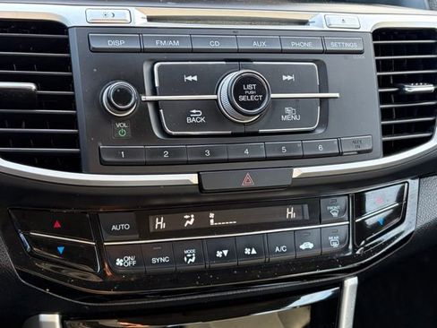 Used 2017 Honda Accord LX image 16
