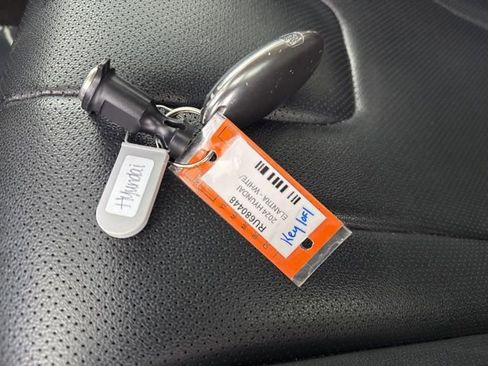 Used 2024 Hyundai Elantra Limited FWD image 27