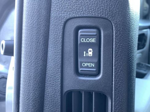 Used 2022 Honda Odyssey Touring image 43