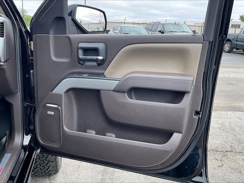 Used 2016 Chevrolet Silverado 1500 LTZ Z71 w/ LTZ Plus Package AWD/4WD image 28