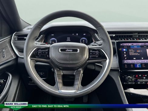 Used 2023 Jeep Grand Cherokee L Overland image 20