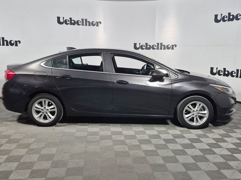 Used 2016 Chevrolet Cruze LT image 8