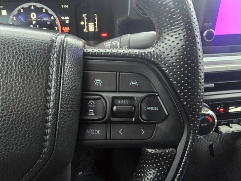 Used 2024 Toyota Tacoma SR5 AWD/4WD image 21