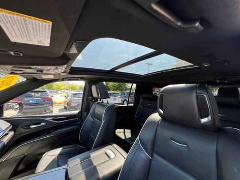 Used 2024 Cadillac Escalade ESV Sport w/ Touring Package AWD/4WD image 21