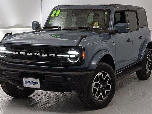 Certified 2024 Ford Bronco Outer Banks AWD/4WD image 6