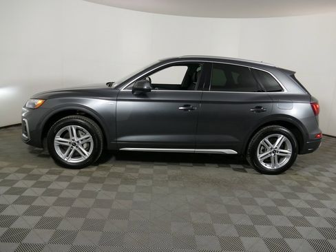Certified 2024 Audi Q5 e Premium Plus w/ Premium Plus Package image 6