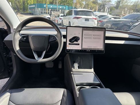 Used 2024 Tesla Model 3 Long Range RWD image 18