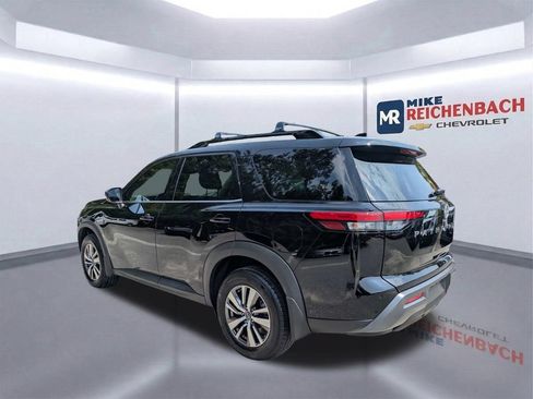 Used 2026 Nissan Pathfinder SL FWD image 6