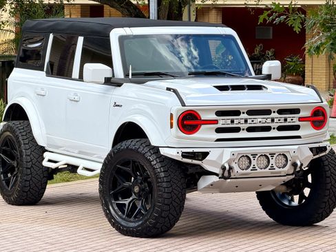 Used 2026 Ford Bronco Outer Banks AWD/4WD image 12