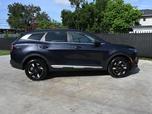Used 2026 Kia Sportage LX AWD/4WD image 6