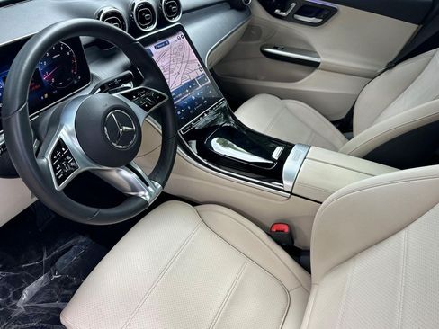Used 2024 Mercedes-Benz C 300 Sedan image 5
