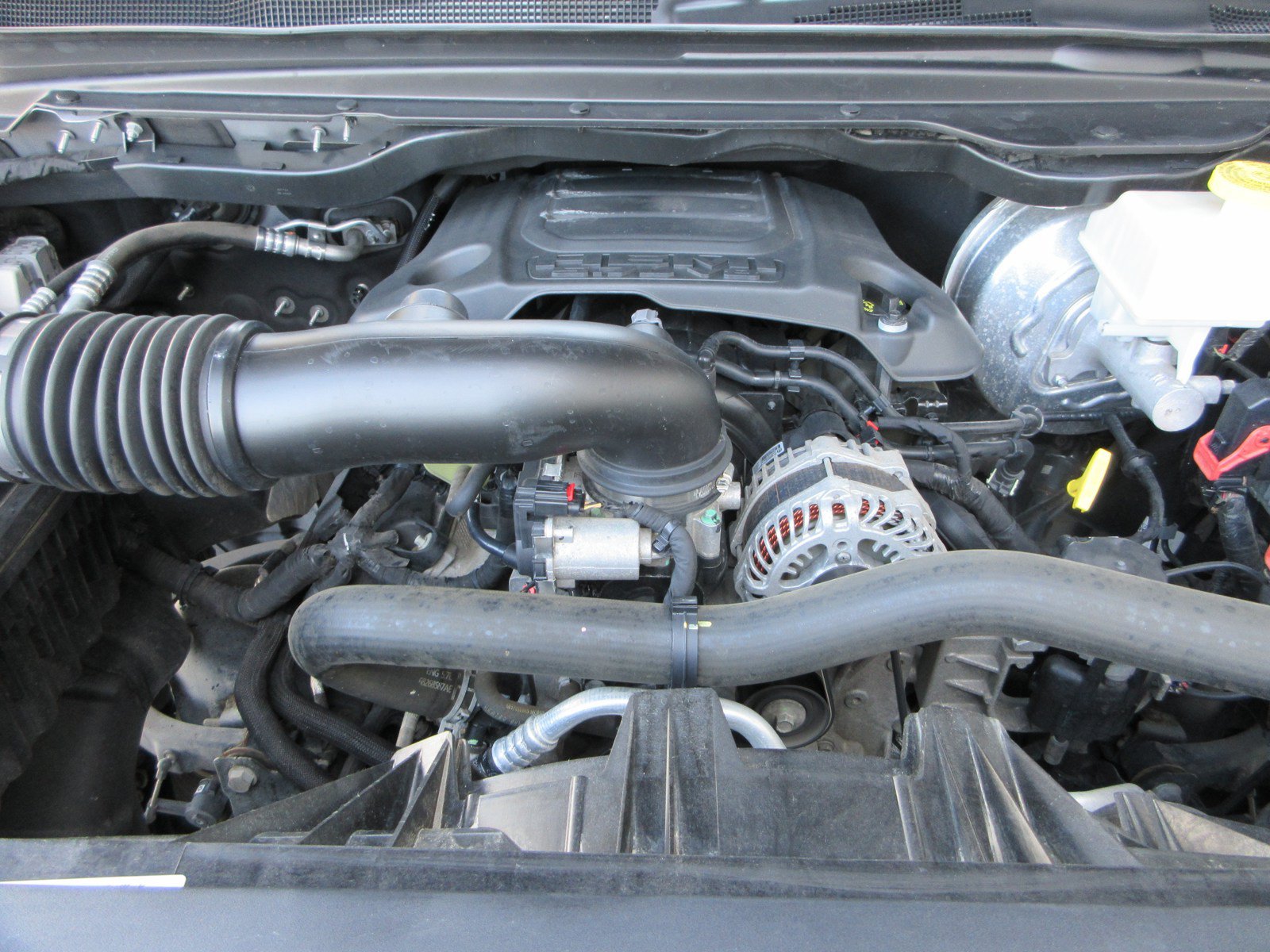 Used 2020 RAM 1500 Limited AWD/4WD image 53