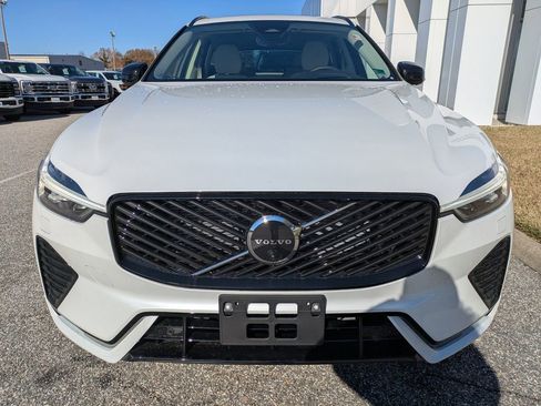 New 2026 Volvo XC60 B5 Ultra w/ Protection Package Premier image 9