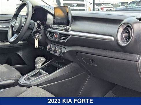 Used 2023 Kia Forte LXS FWD image 23