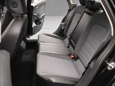 Used 2026 Volkswagen Jetta SE FWD image 21