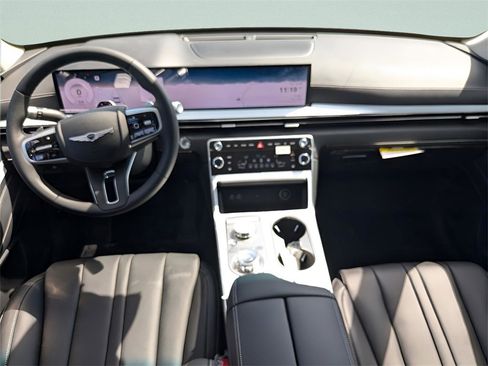 Used 2025 Genesis GV80 2.5T image 11