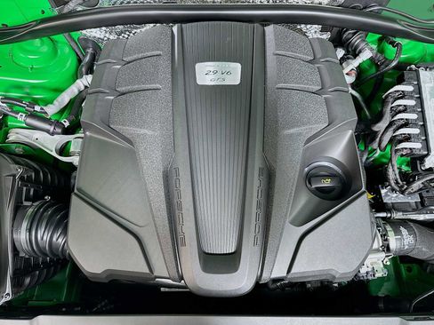 New 2026 Porsche Macan GTS AWD/4WD image 31