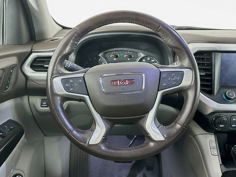 Used 2019 GMC Acadia SLT FWD image 18