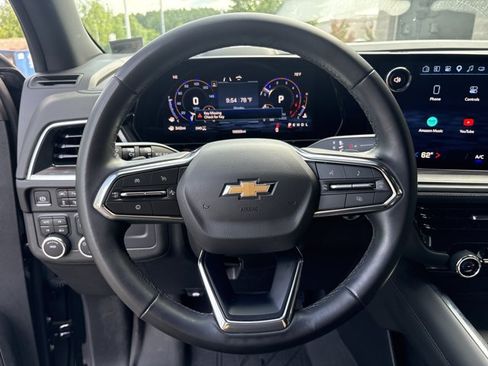 Used 2025 Chevrolet Tahoe LS AWD/4WD image 15