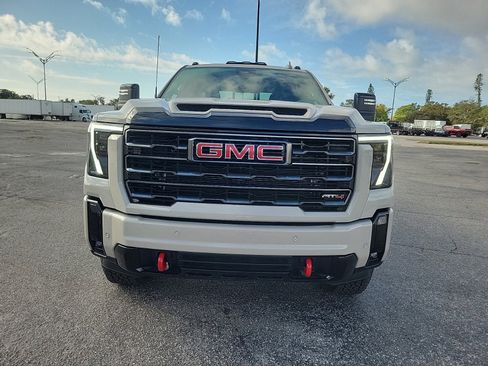 New 2026 GMC Sierra 2500 AT4 w/ AT4 Premium Plus Package image 3