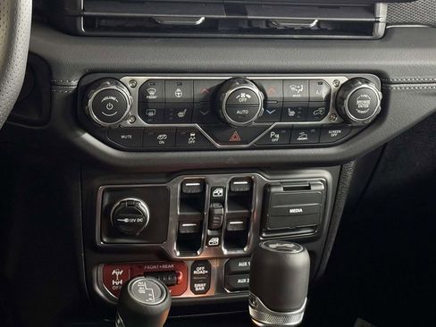 New 2026 Jeep Wrangler Unlimited Rubicon 392 image 23