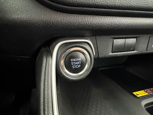 Used 2025 Toyota Grand Highlander AWD image 24