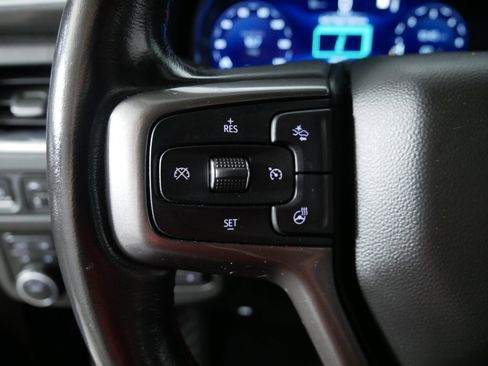 Used 2022 Chevrolet Suburban RST w/ Luxury Package AWD/4WD image 27