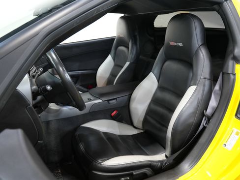 Used 2007 Chevrolet Corvette Z06 w/ Preferred Equipment Group image 26