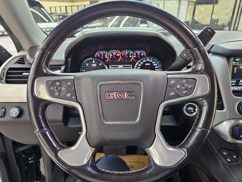 Used 2018 GMC Yukon XL SLT AWD/4WD image 32