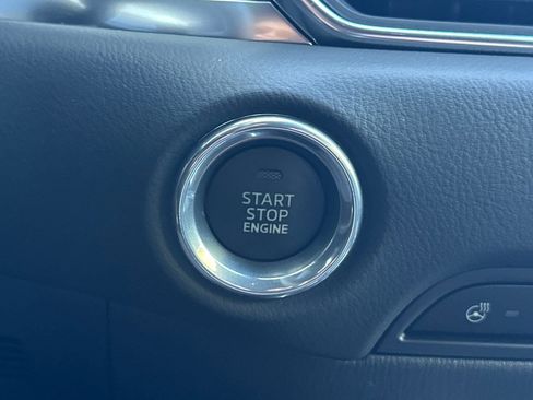 New 2025 MAZDA CX-5 Signature image 21