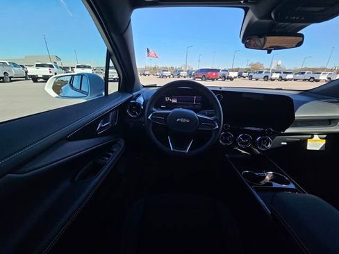 New 2026 Chevrolet Blazer EV LT image 13