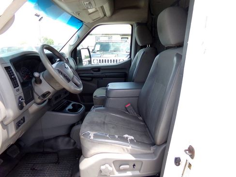 Used 2016 Nissan NV 2500 SL w/ Technology Package image 5
