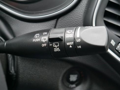 Used 2023 Jeep Cherokee Altitude Lux w/ Lux Elite Package image 28