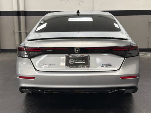 Used 2025 Honda Accord Sport image 10