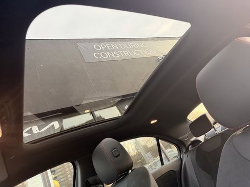 Used 2022 Mercedes-Benz A 220 A 220 image 17