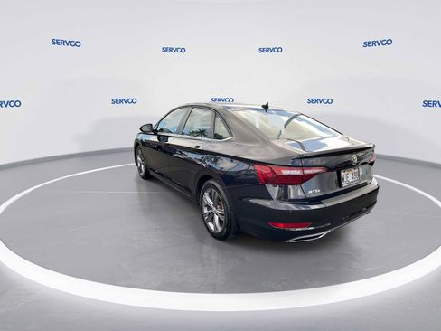 Used 2020 Volkswagen Jetta R-Line w/ R-Line Cold Weather Package FWD image 6